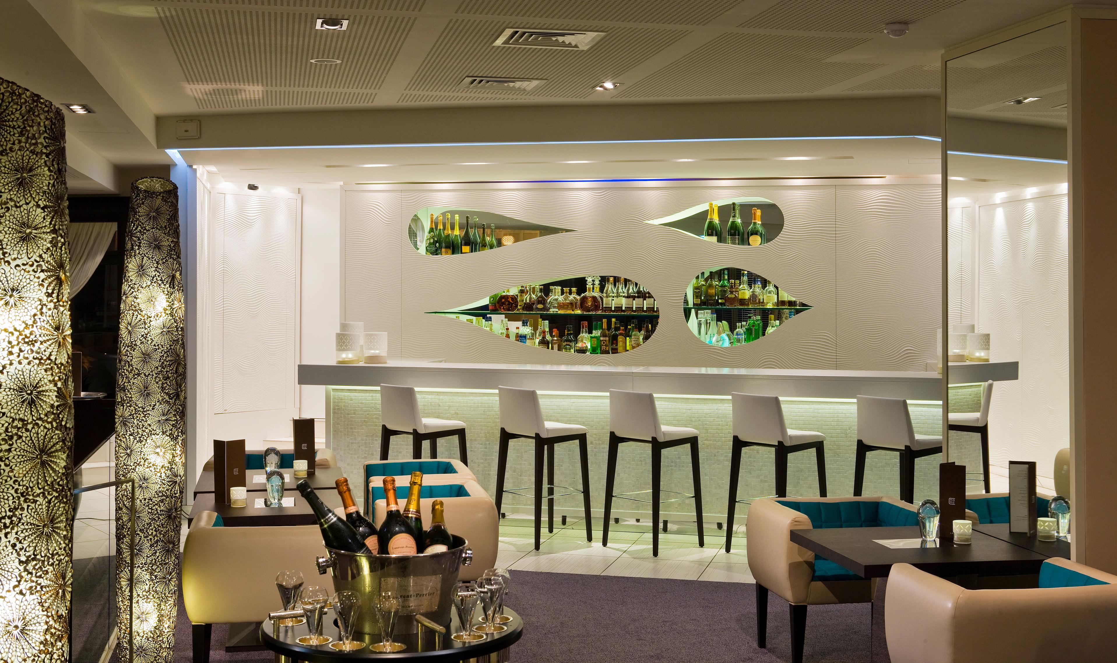Sofitel Vieux-port 5*